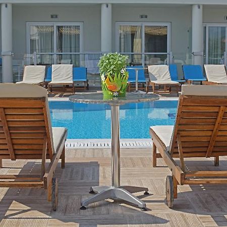 Palapart Gikas Suites And Studios Gouvia Exterior photo