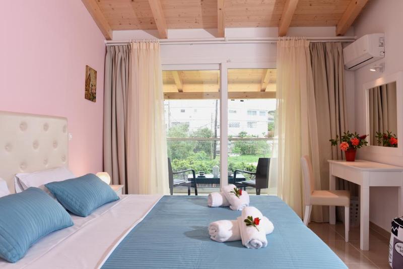 Palapart Gikas Suites And Studios Gouvia Exterior photo