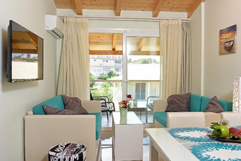 Palapart Gikas Suites And Studios Gouvia Exterior photo
