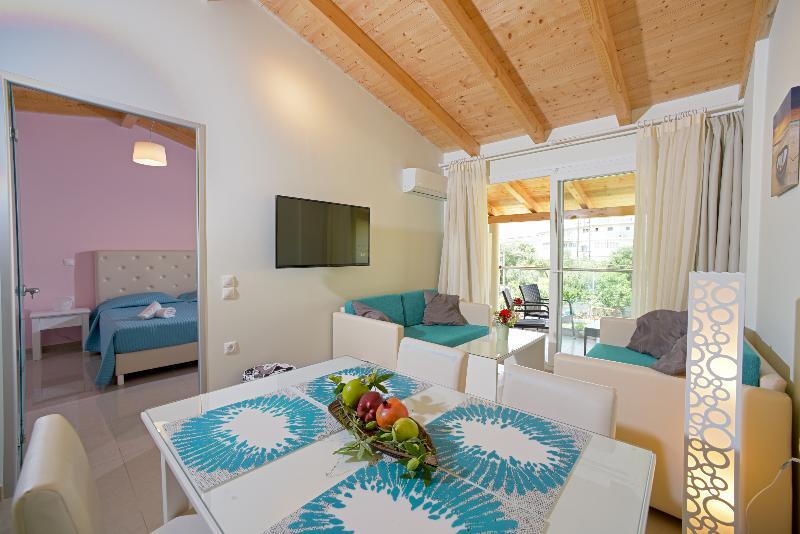 Palapart Gikas Suites And Studios Gouvia Exterior photo